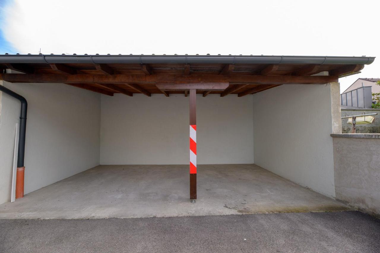 شقة Flexible Selfcheckins 49 - Zagreb - Parking - New - Luxury المظهر الخارجي الصورة